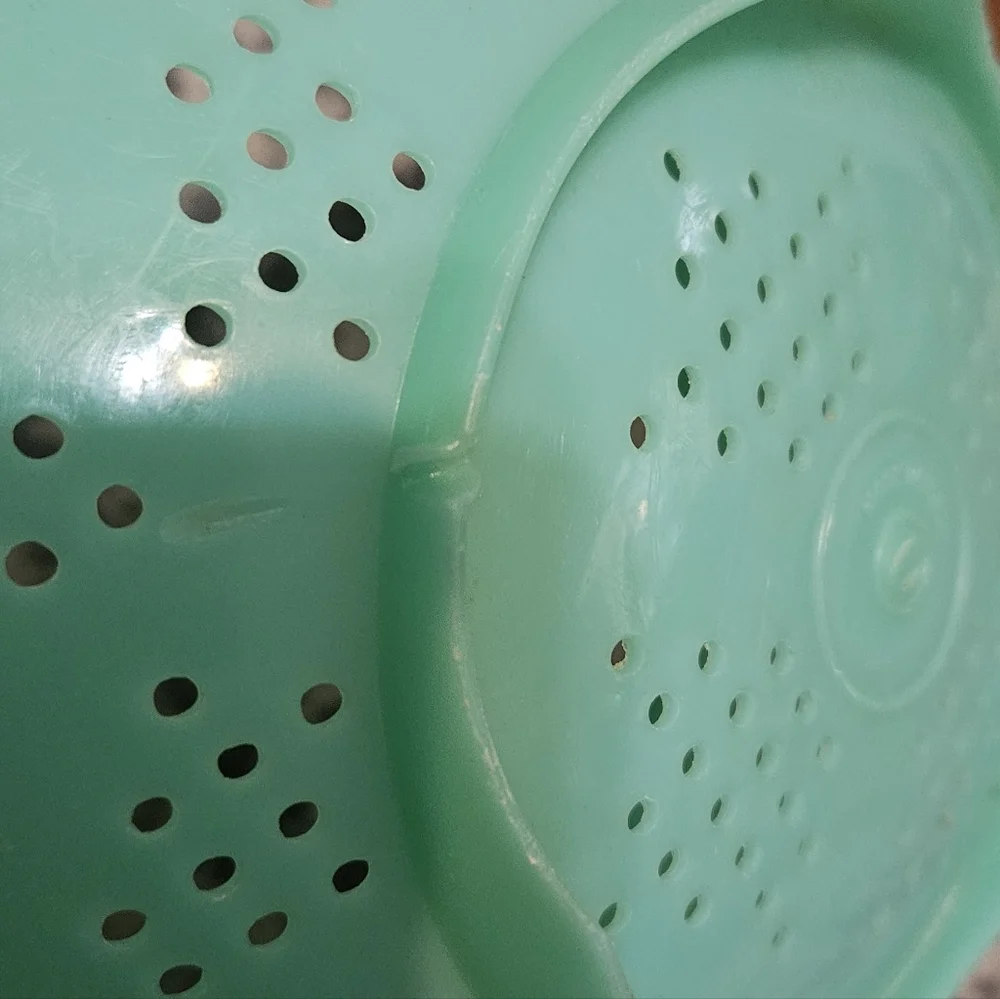 Vintage Tupperware Jadeite Green 9